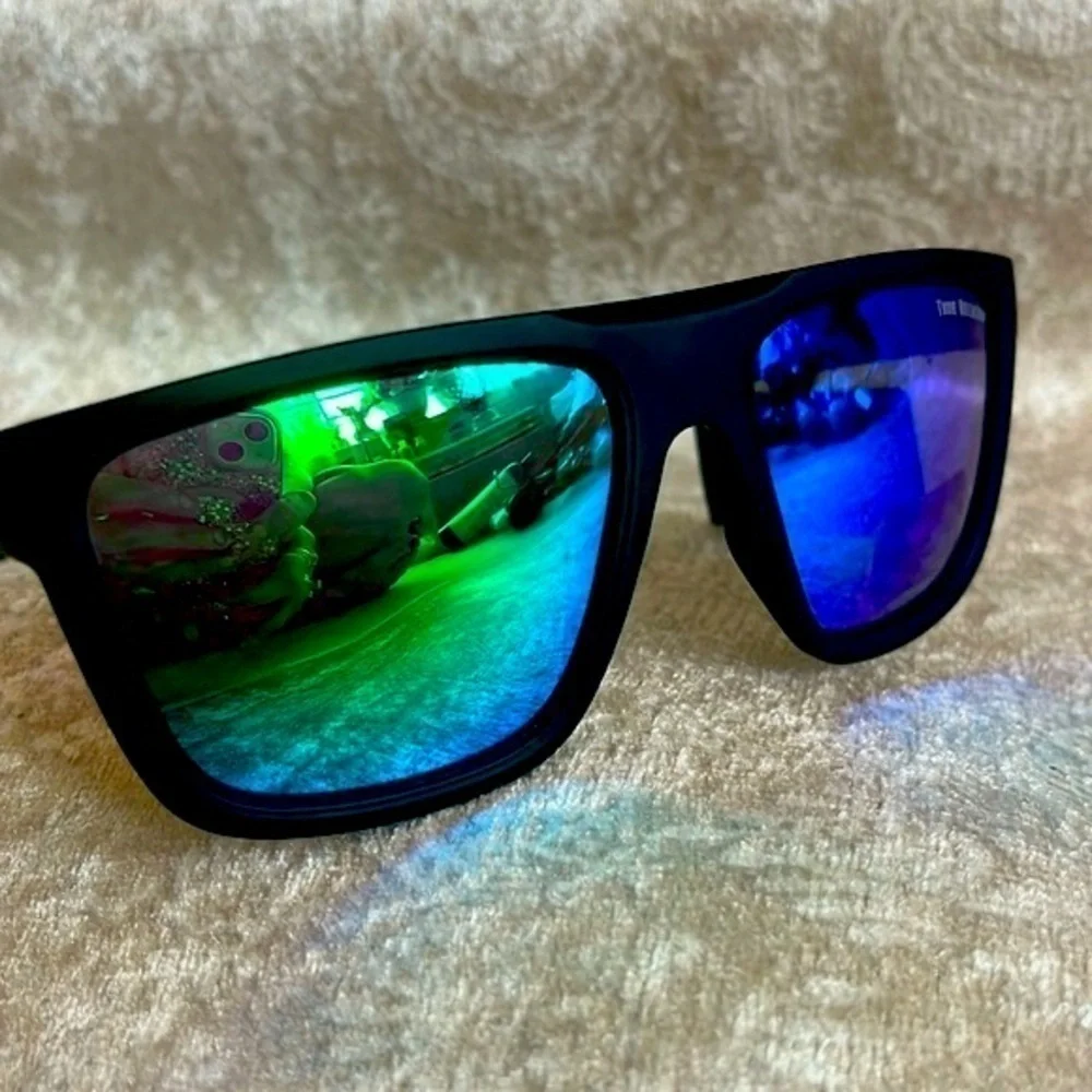Brand New True Religion Mirrored Square Mens Sport Sunglasses Matte Black